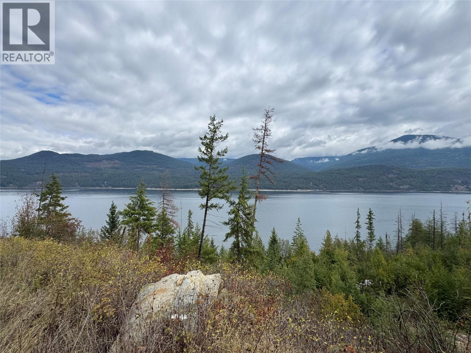Lot 16 Osprey Point, Renata, British Columbia  V1N 3N3 - Photo 3 - 10401704