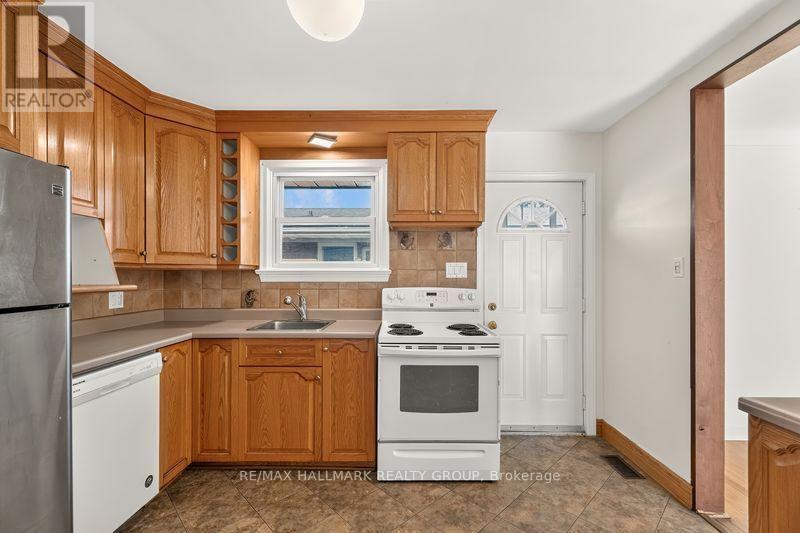 2173 Rushton Road, Ottawa, Ontario  K2A 1N6 - Photo 11 - X13827114