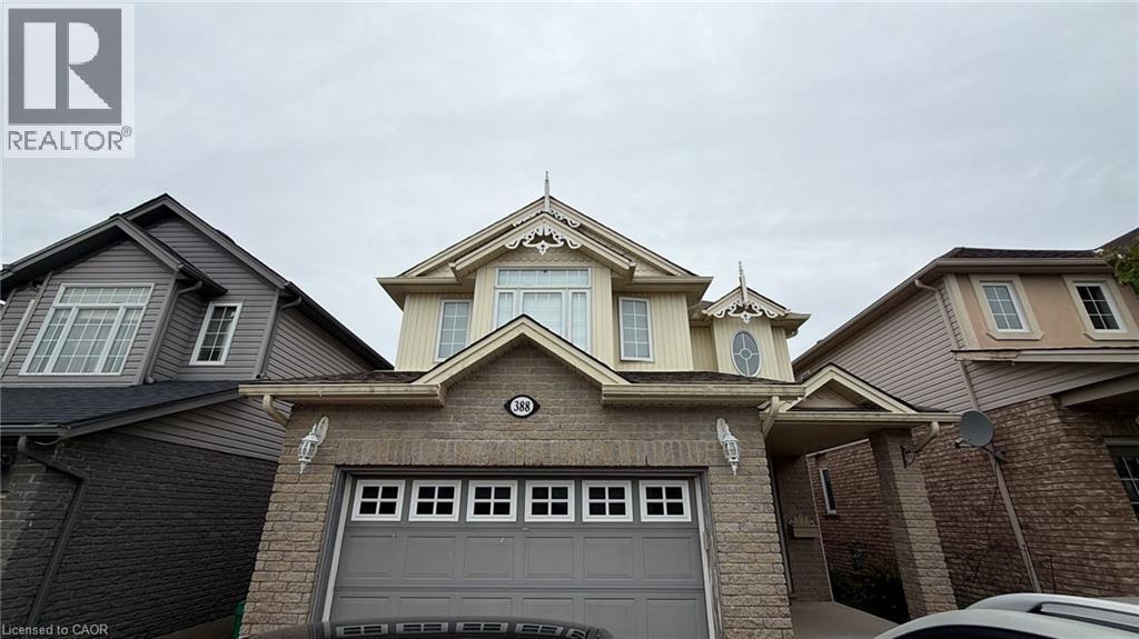 388 THOMAS SLEE Crescent, Kitchener, Ontario