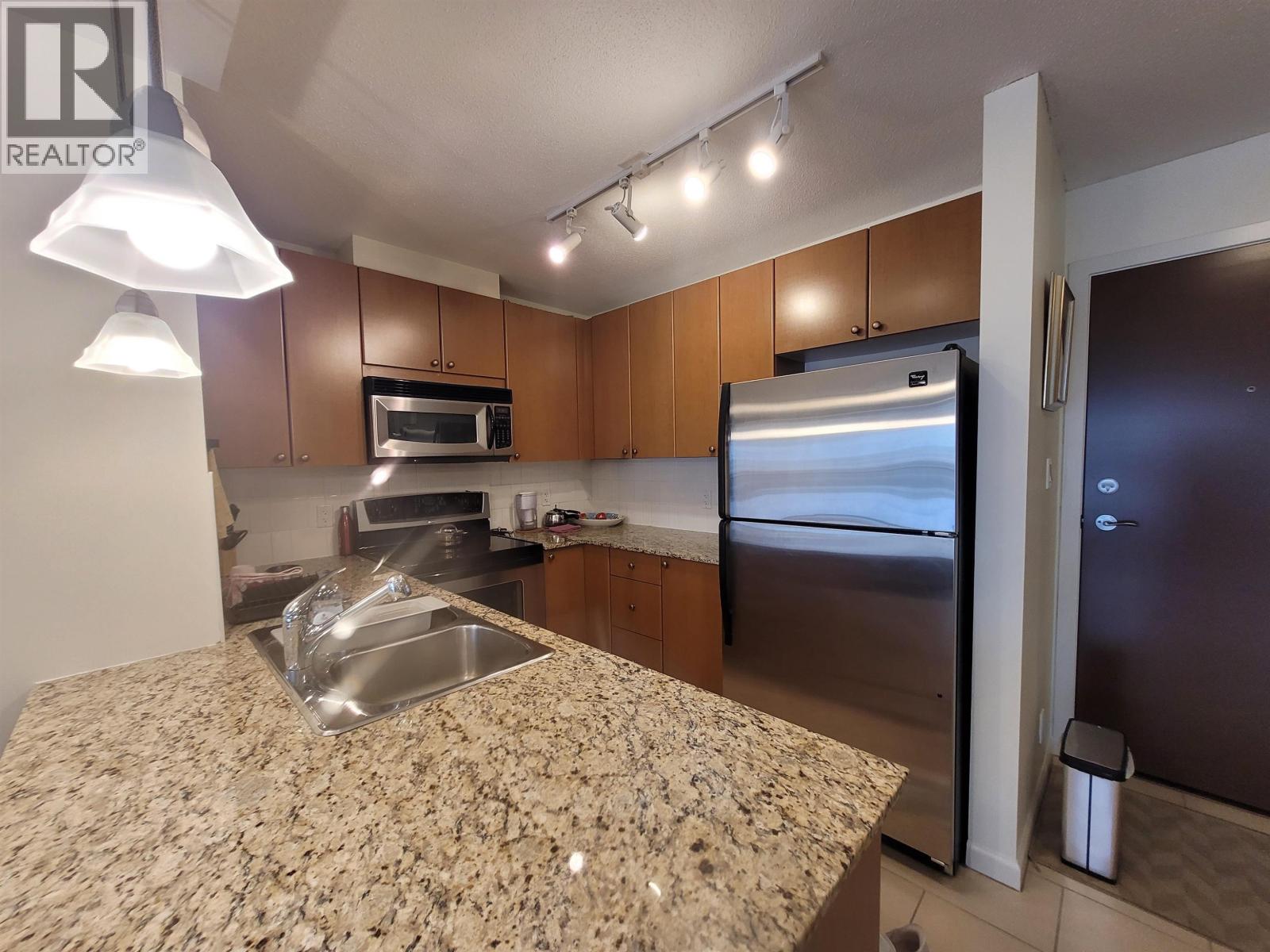 408 610 Victoria Street, New Westminster, British Columbia  V3M 0A5 - Photo 7 - R3169236