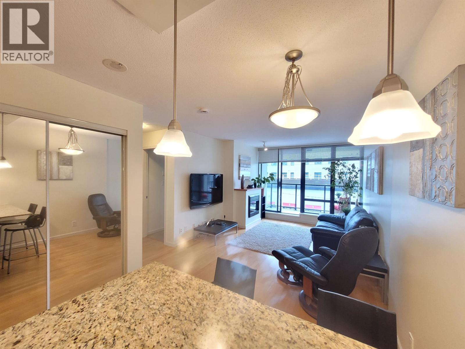 408 610 Victoria Street, New Westminster, British Columbia  V3M 0A5 - Photo 6 - R3169236