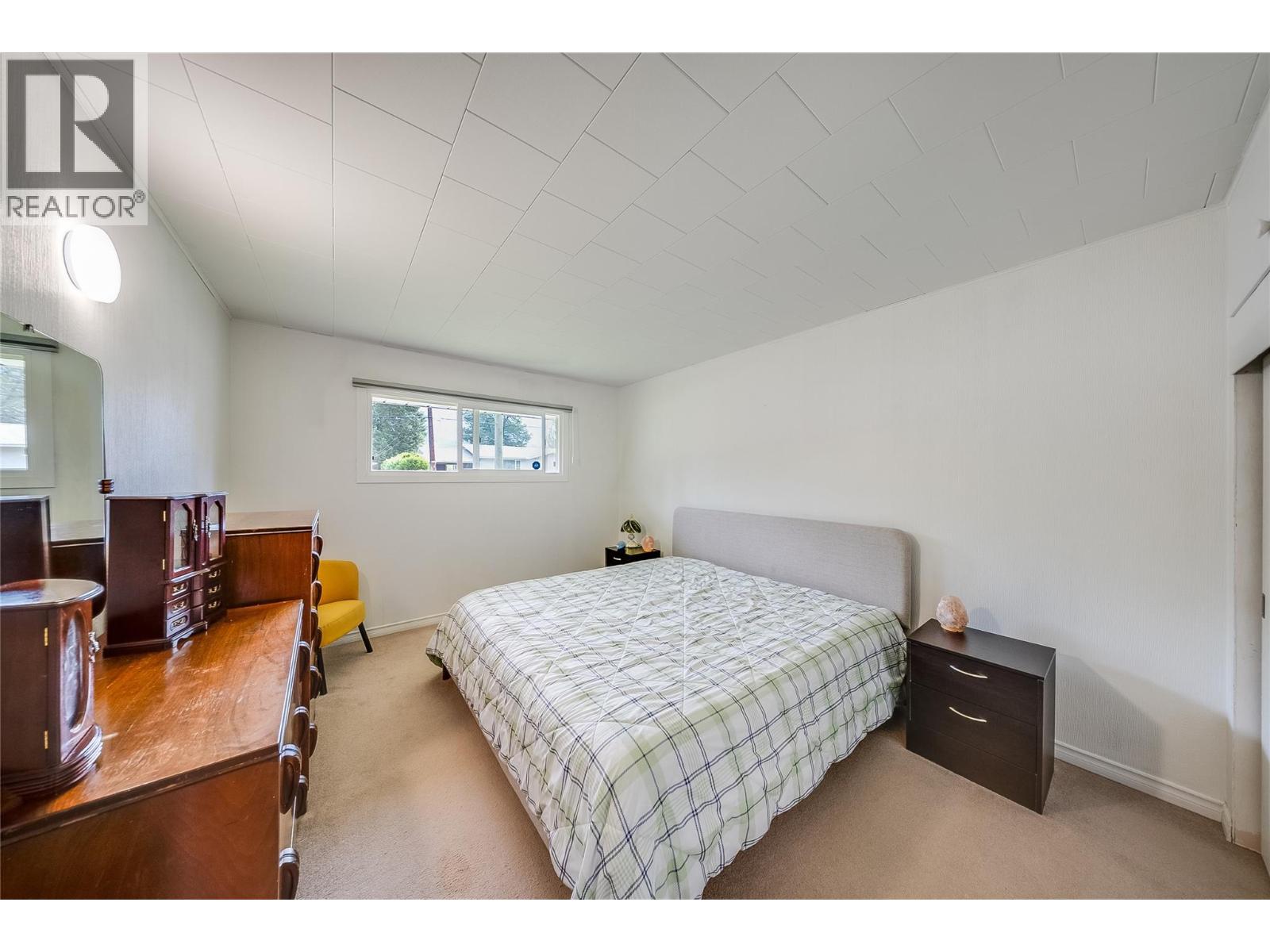 762 5th Avenue, Castlegar, British Columbia  V1N 1W6 - Photo 20 - 10400213