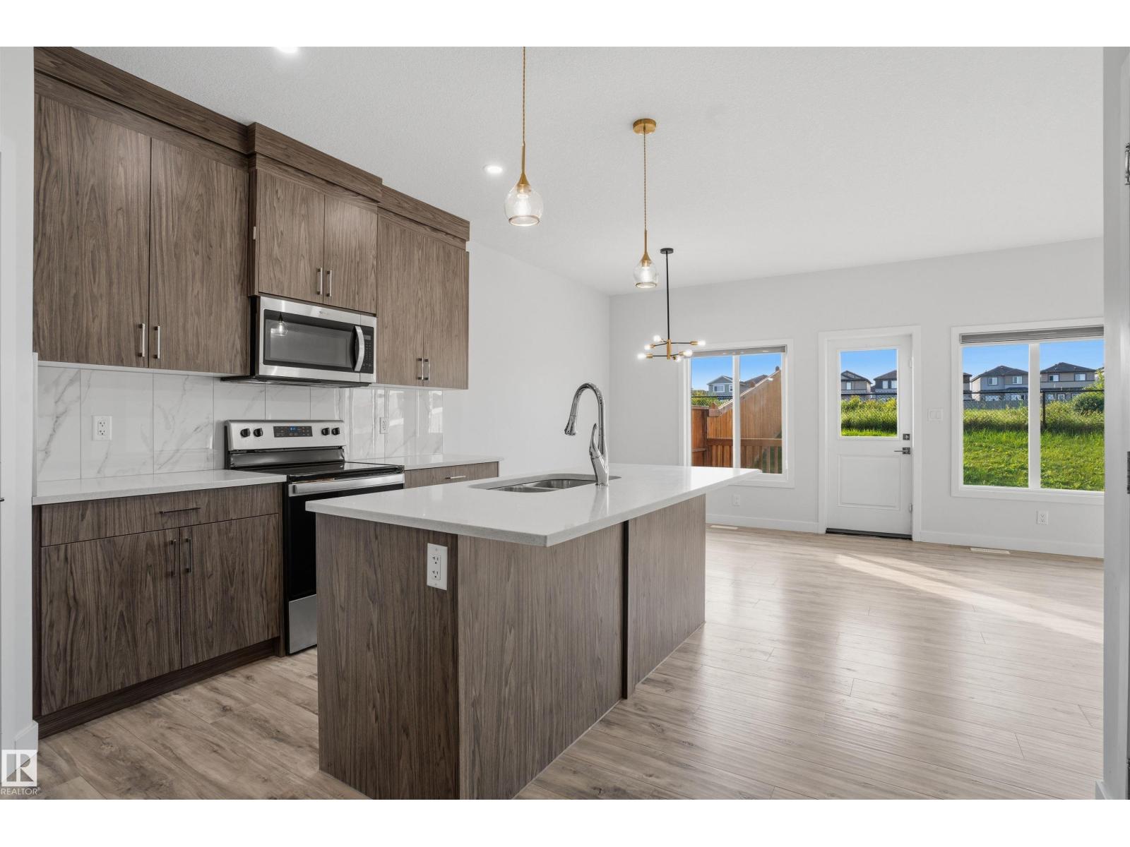 8805 Carson Way Sw, Edmonton, Alberta  T6W 5B8 - Photo 2 - E4510536