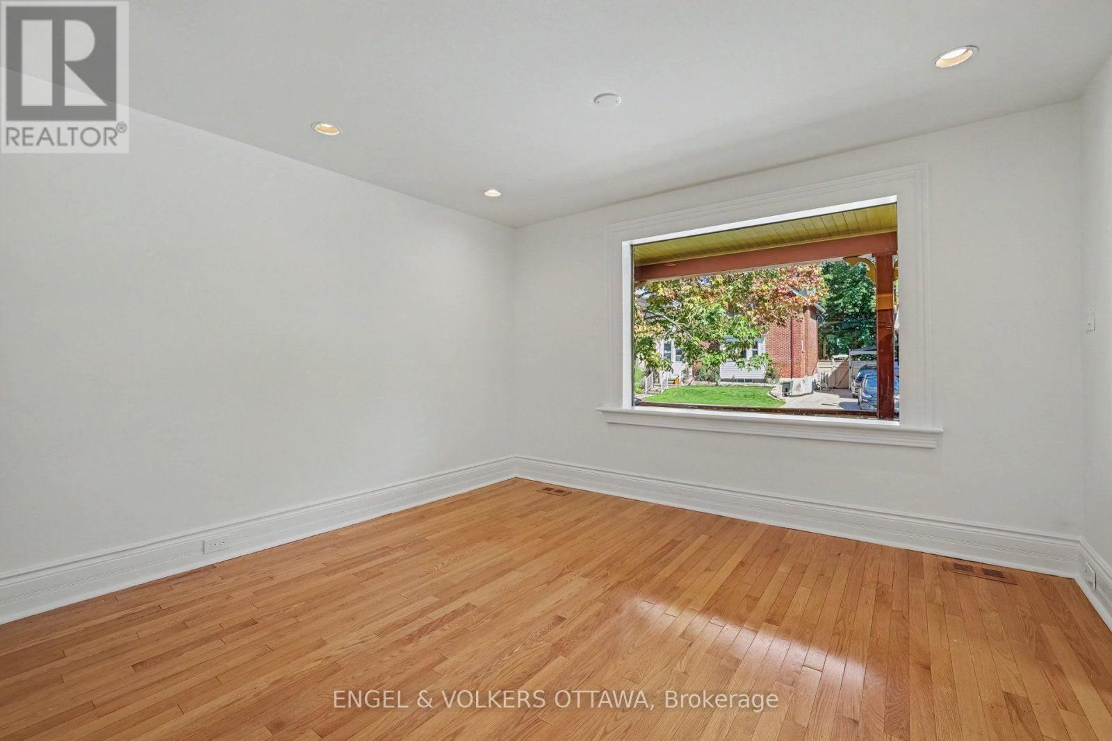 38 Rockcliffe Way, Ottawa, Ontario  K1M 1B5 - Photo 11 - X13831234