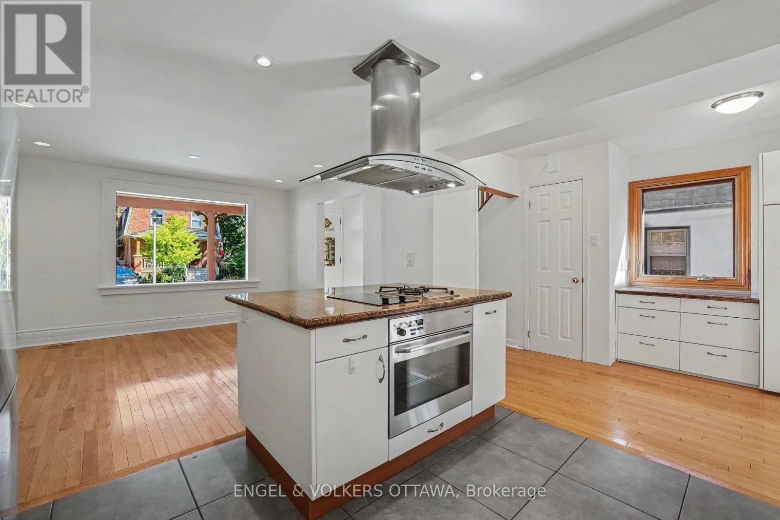 38 Rockcliffe Way, Ottawa, Ontario  K1M 1B5 - Photo 15 - X13831234
