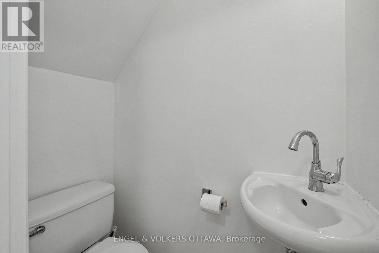 38 Rockcliffe Way, Ottawa, Ontario  K1M 1B5 - Photo 20 - X13831234