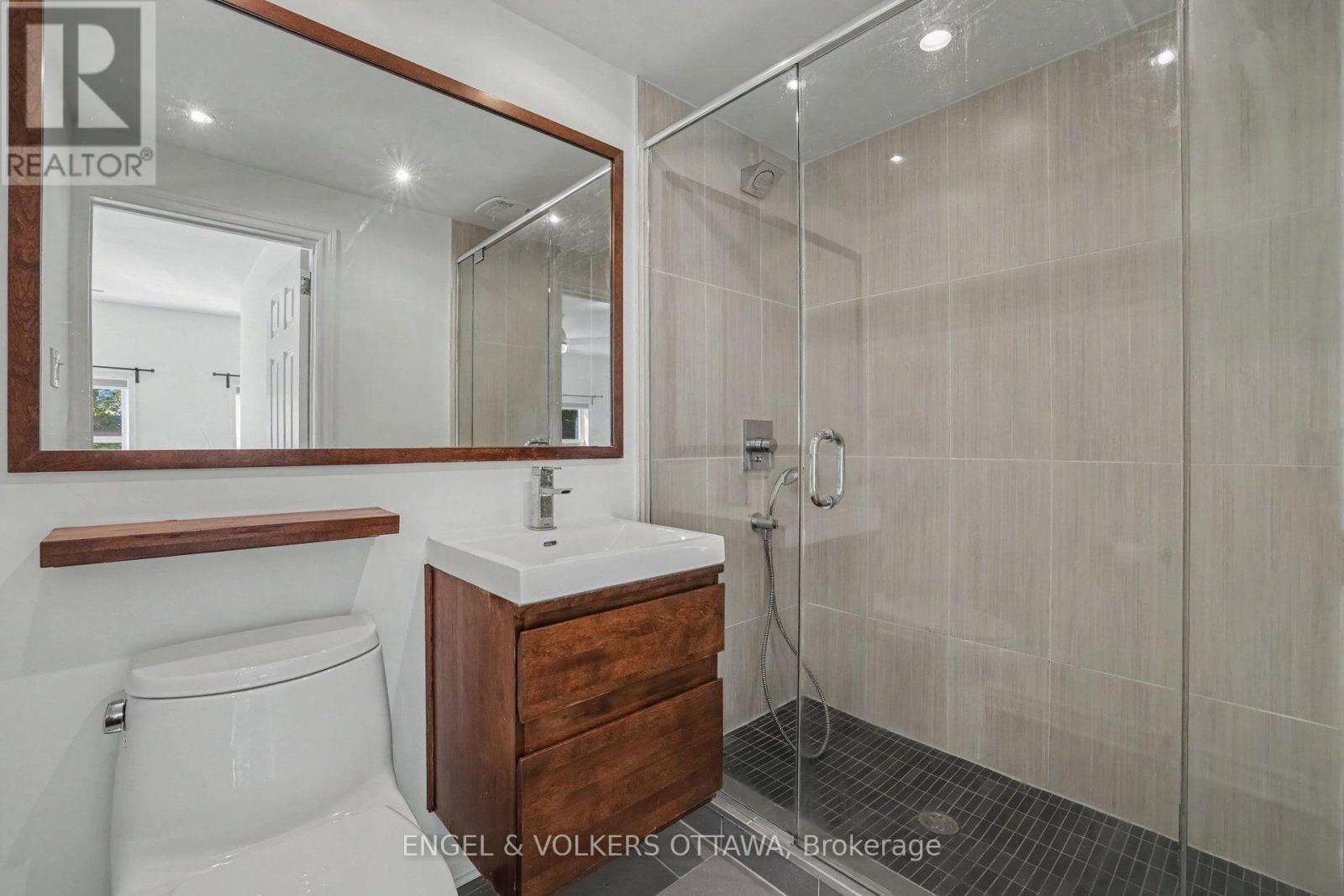 38 Rockcliffe Way, Ottawa, Ontario  K1M 1B5 - Photo 29 - X13831234