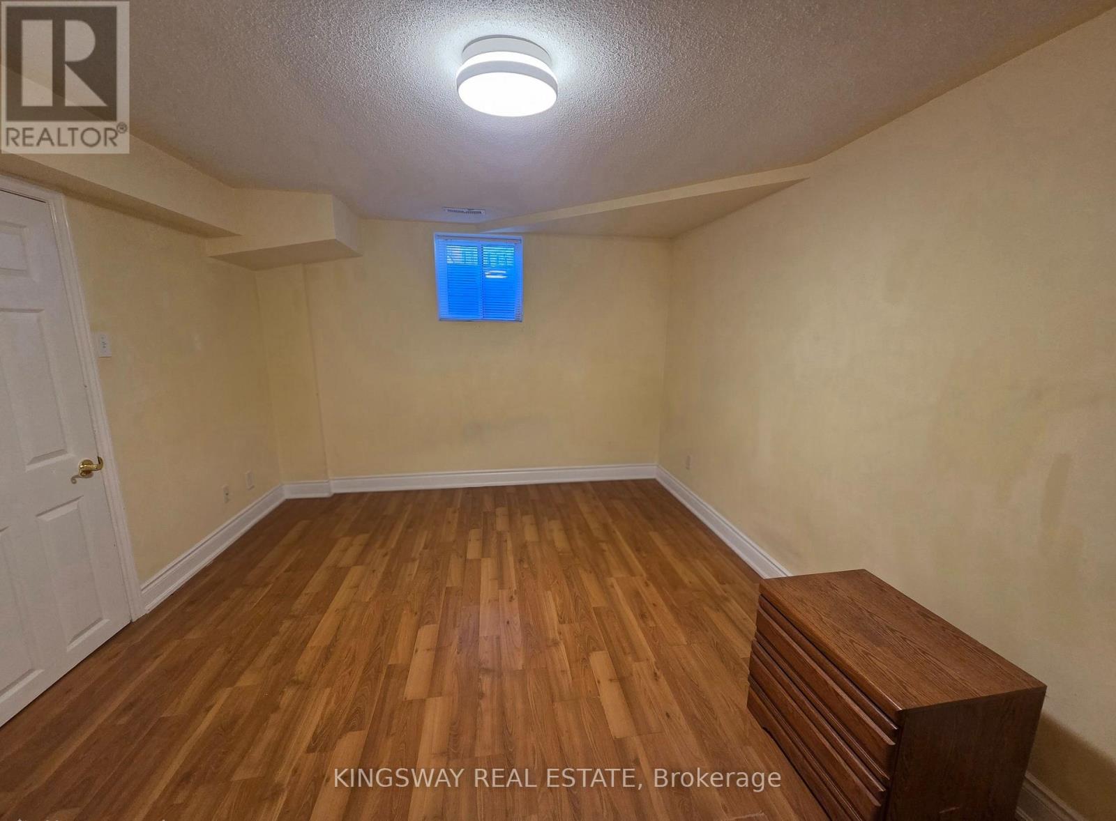 Basement Apt - 4798 Crystal Rose Drive, Mississauga, Ontario  L5V 1G9 - Photo 15 - W13831232