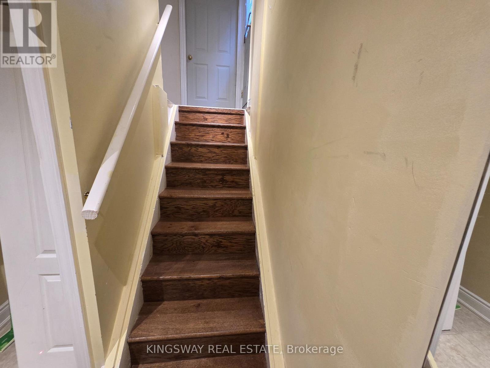 Basement Apt - 4798 Crystal Rose Drive, Mississauga, Ontario  L5V 1G9 - Photo 3 - W13831232