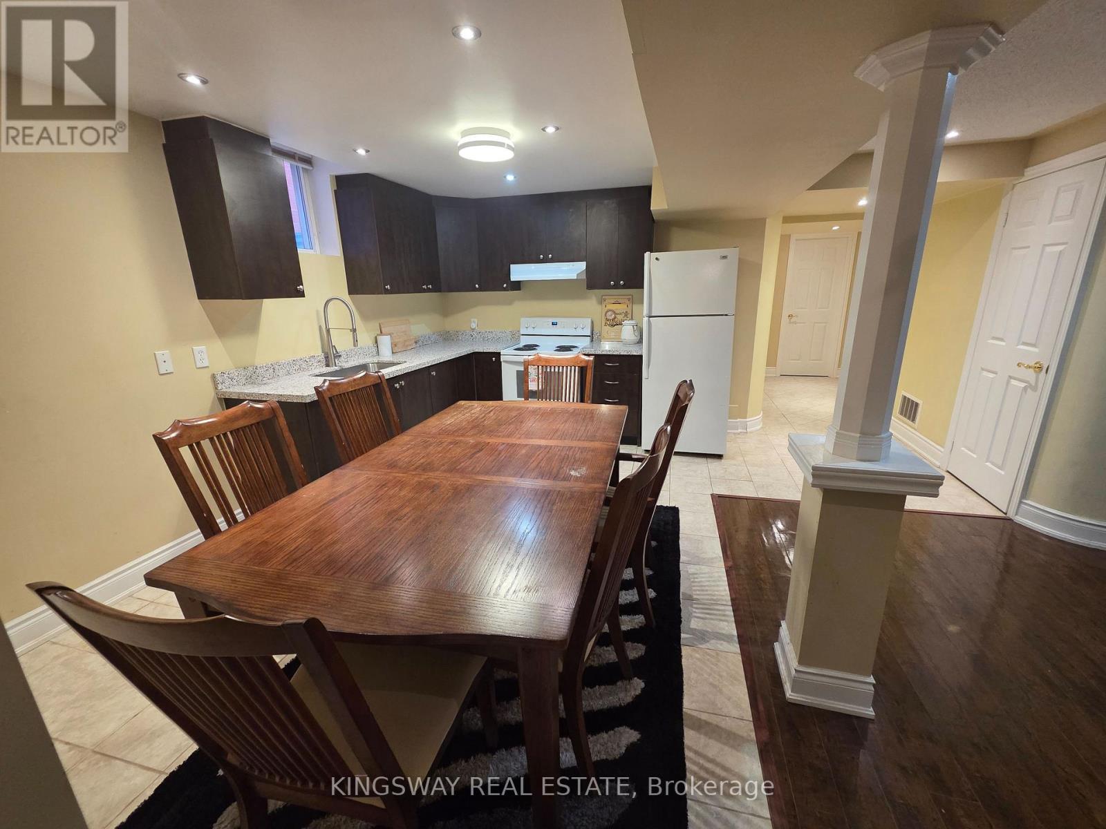 Basement Apt - 4798 Crystal Rose Drive, Mississauga, Ontario  L5V 1G9 - Photo 4 - W13831232