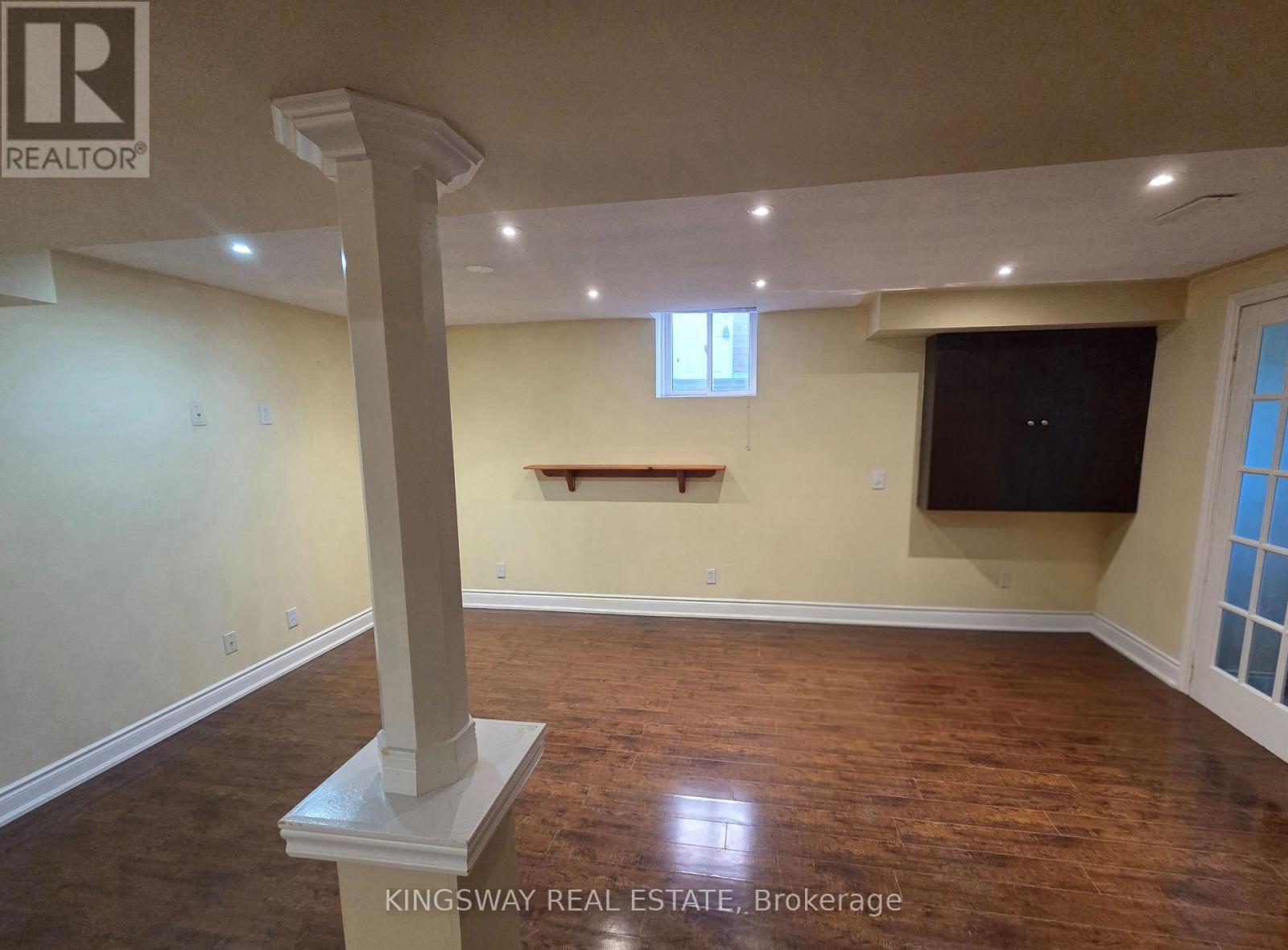 Basement Apt - 4798 Crystal Rose Drive, Mississauga, Ontario  L5V 1G9 - Photo 8 - W13831232