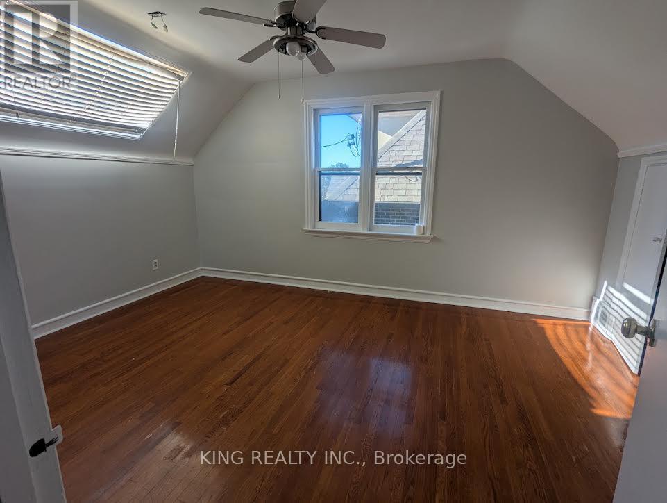 15 Roxaline Street, Toronto, Ontario  M9P 2Y6 - Photo 7 - W13831250