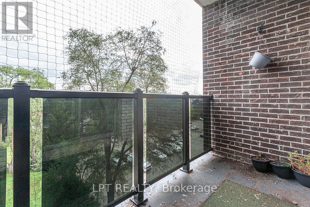 504 - 315 Dixon Road, Toronto, Ontario  M9R 1S1 - Photo 19 - W13831268