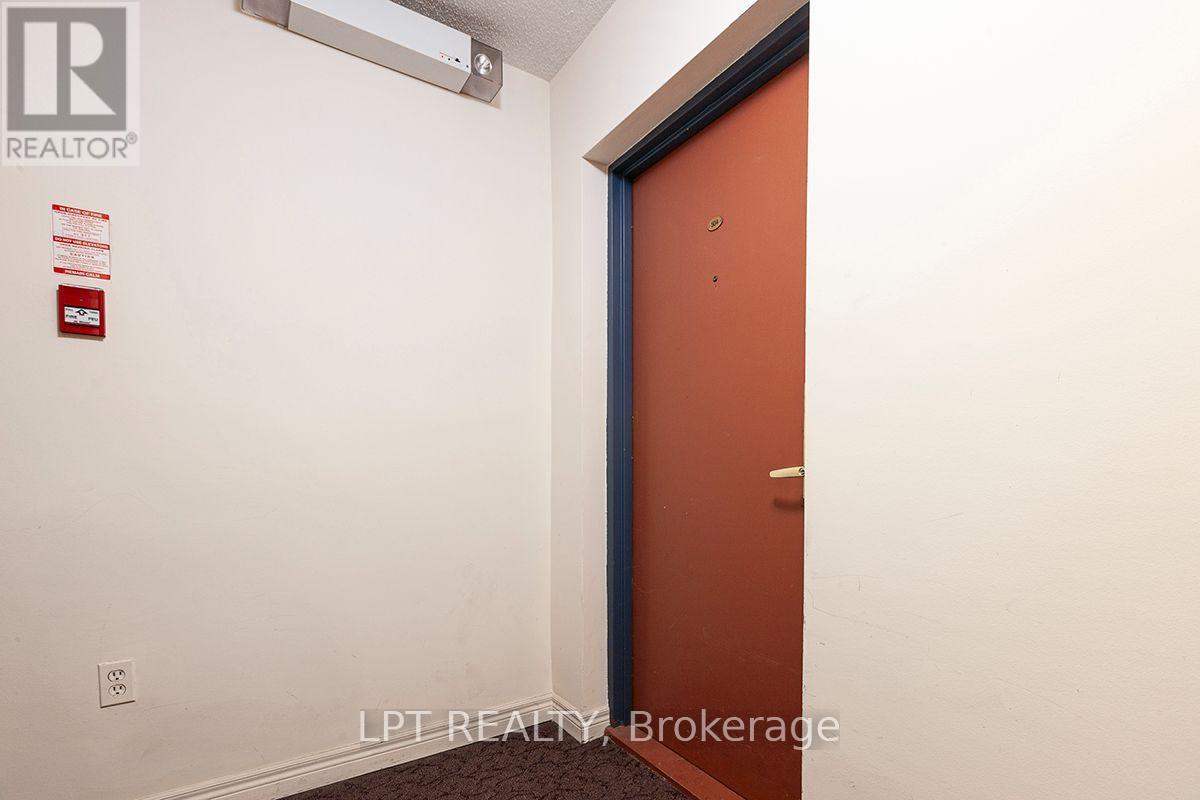 504 - 315 Dixon Road, Toronto, Ontario  M9R 1S1 - Photo 7 - W13831268