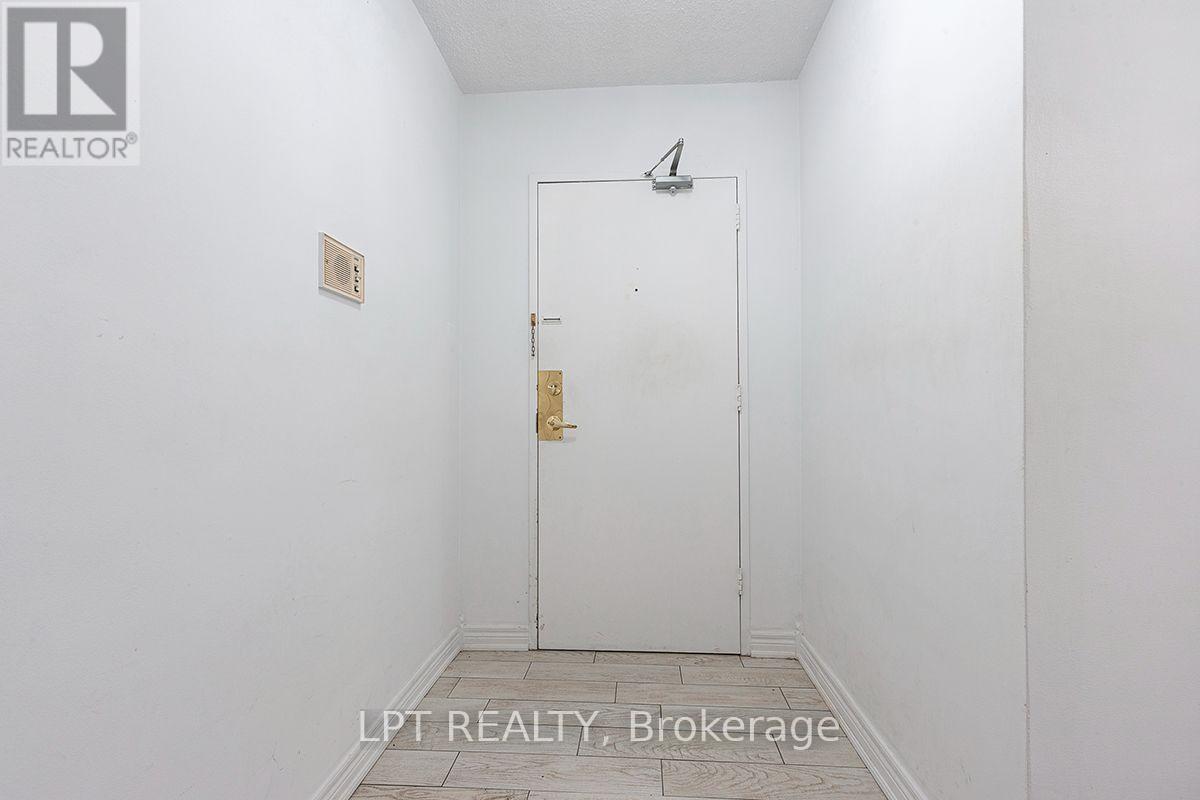 504 - 315 Dixon Road, Toronto, Ontario  M9R 1S1 - Photo 8 - W13831268
