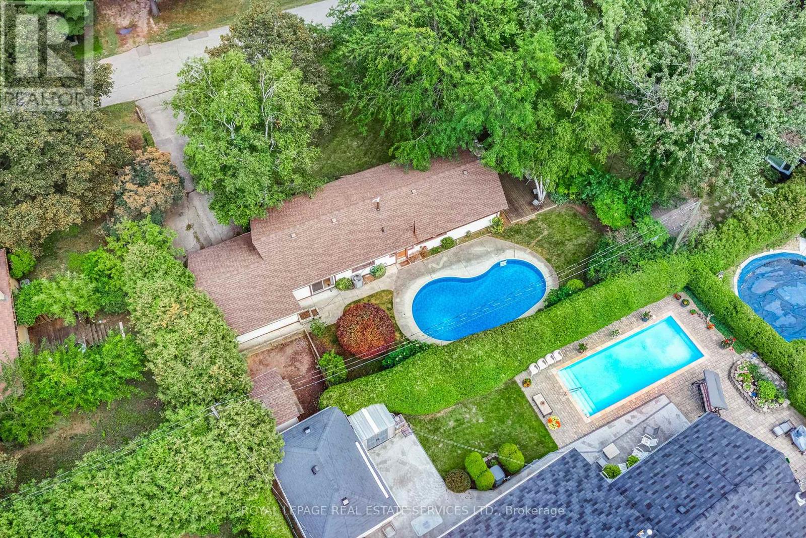 55 Germorda Drive, Oakville, Ontario  L6H 1A9 - Photo 9 - W13831092