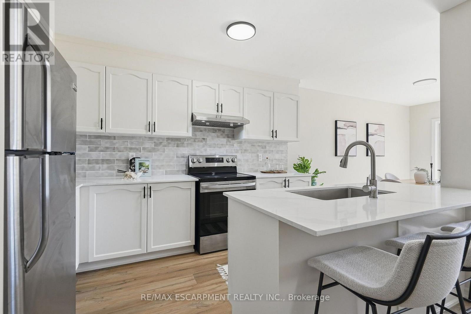257 Southbrook Drive, Hamilton, Ontario  L0R 1C0 - Photo 8 - X13831262