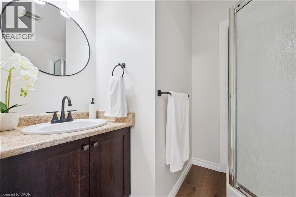 555 Chablis Drive Unit# 24, Waterloo, Ontario  N2T 2Y1 - Photo 25 - 40858297