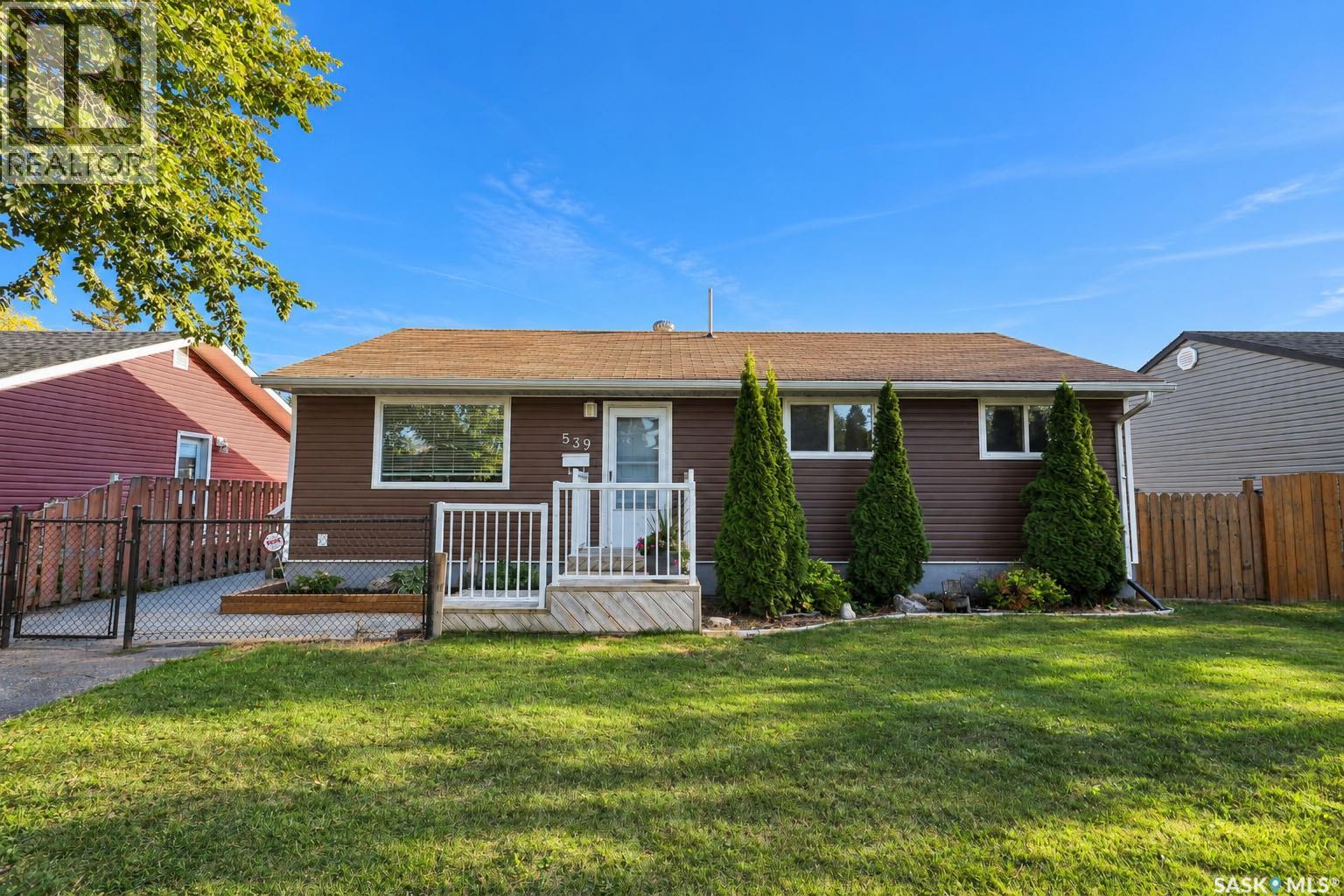 539 24th Street E, Prince Albert, Saskatchewan  S6V 1S1 - Photo 1 - SK049638