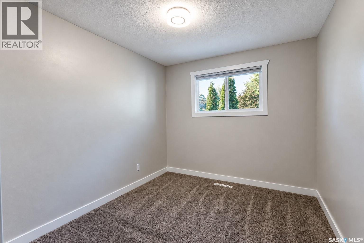 539 24th Street E, Prince Albert, Saskatchewan  S6V 1S1 - Photo 12 - SK049638