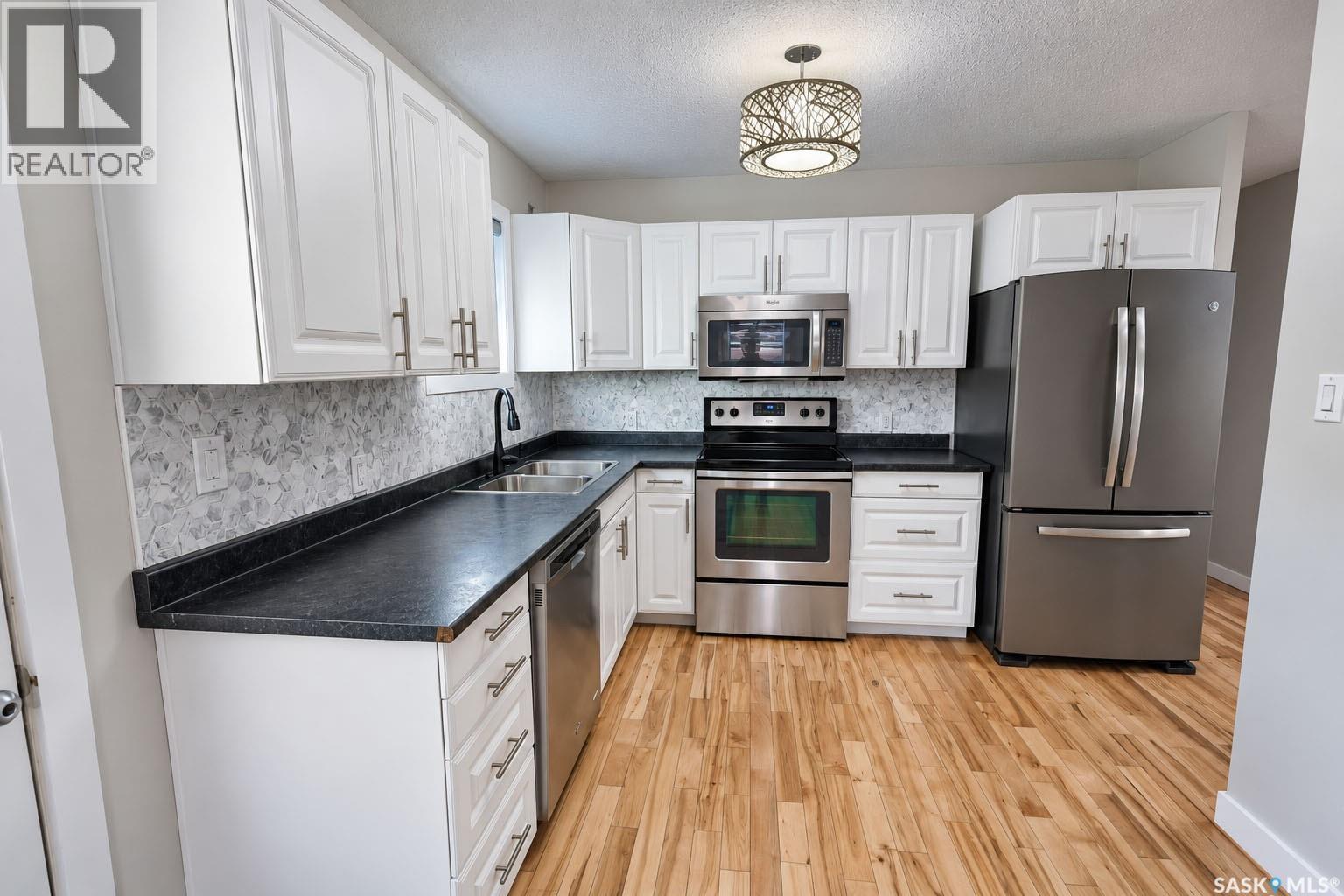 539 24th Street E, Prince Albert, Saskatchewan  S6V 1S1 - Photo 5 - SK049638