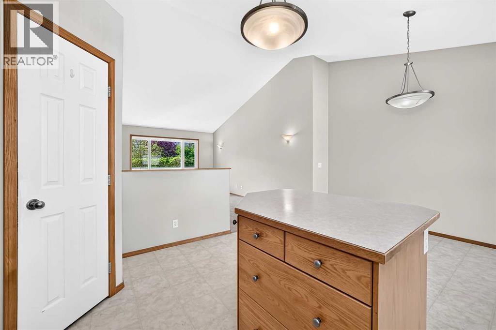 311 Robert Street SW