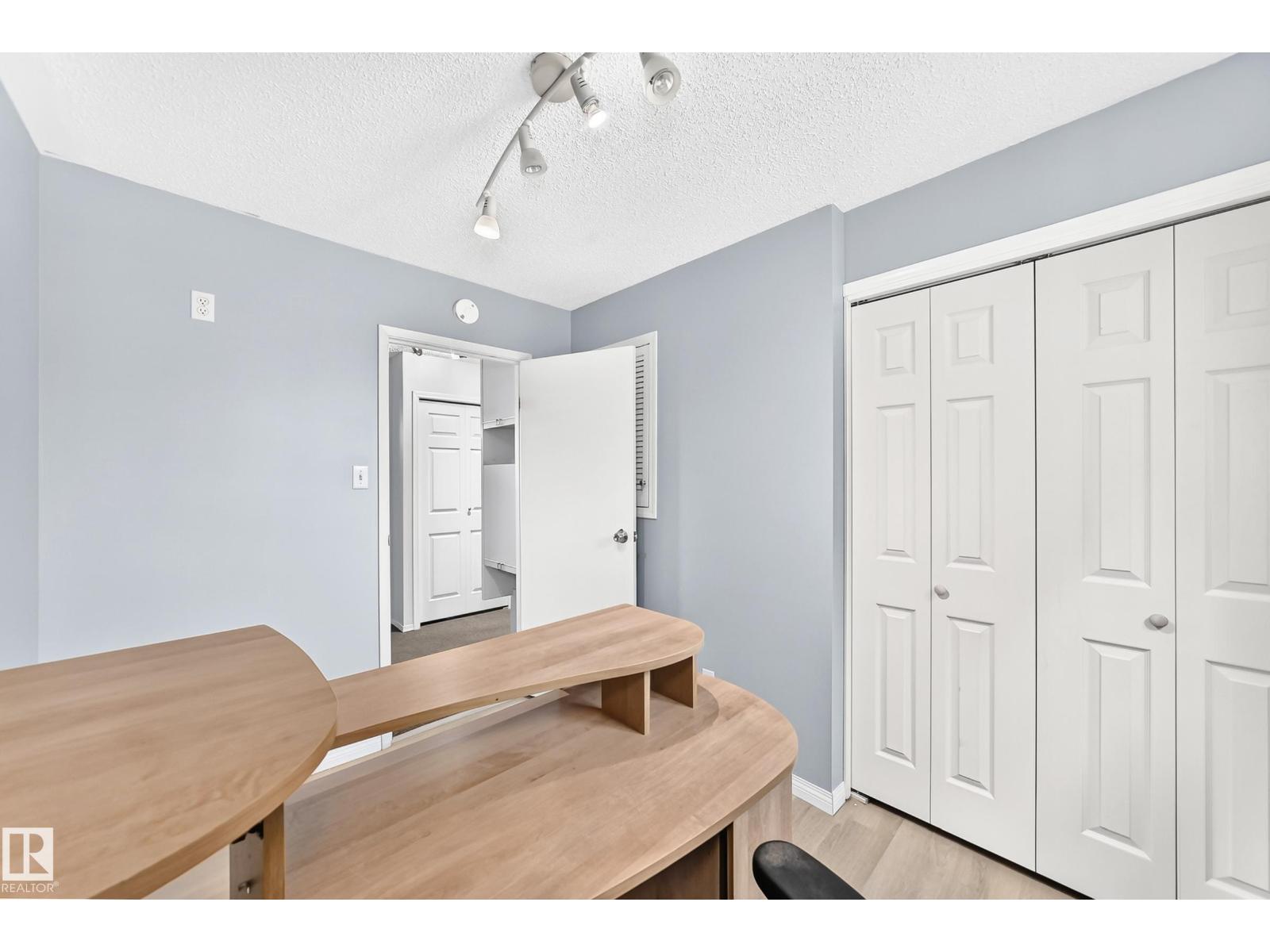 44 HABITAT CR NW