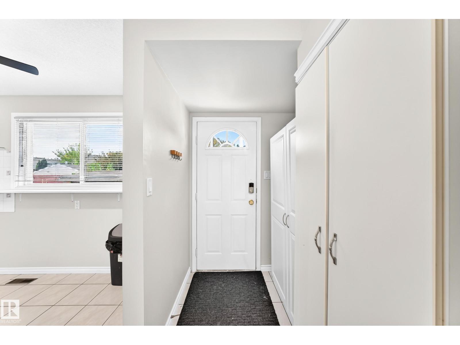 44 HABITAT CR NW
