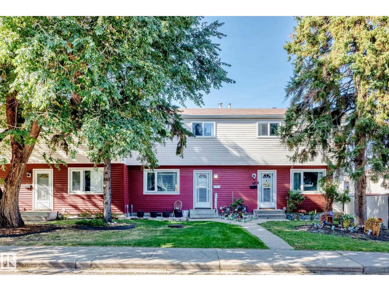 44 HABITAT CR NW