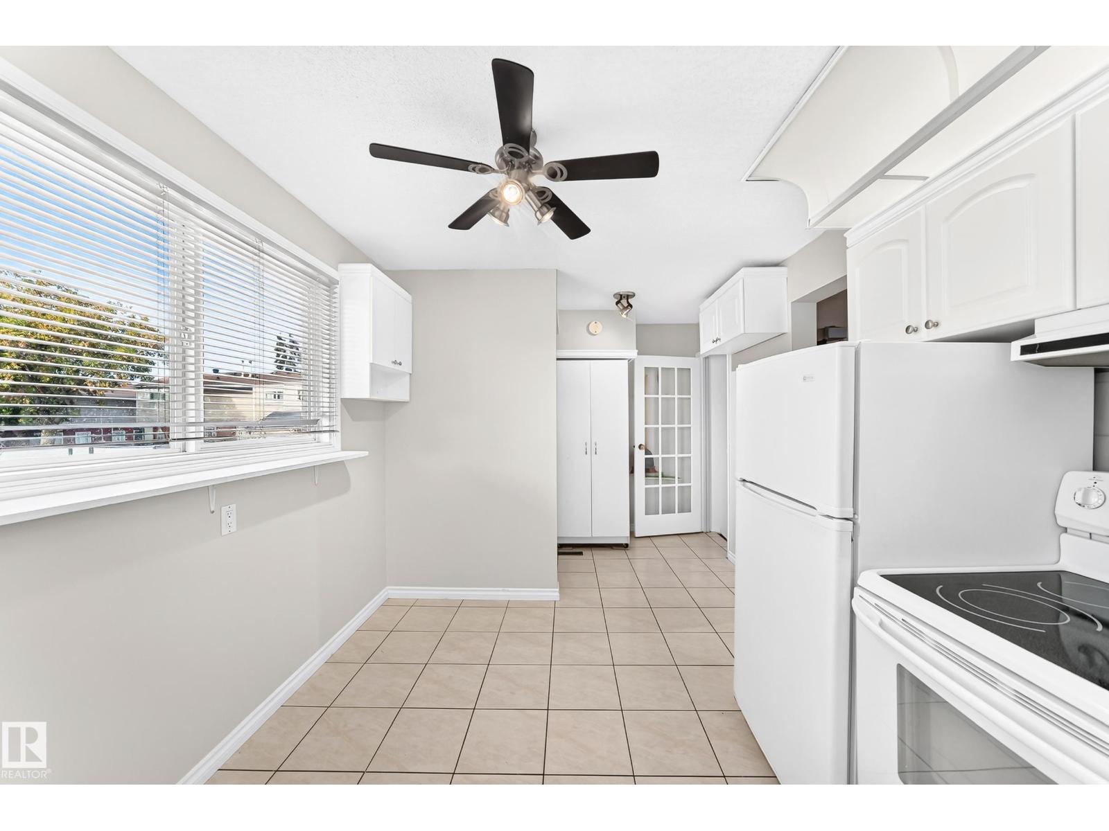 44 HABITAT CR NW