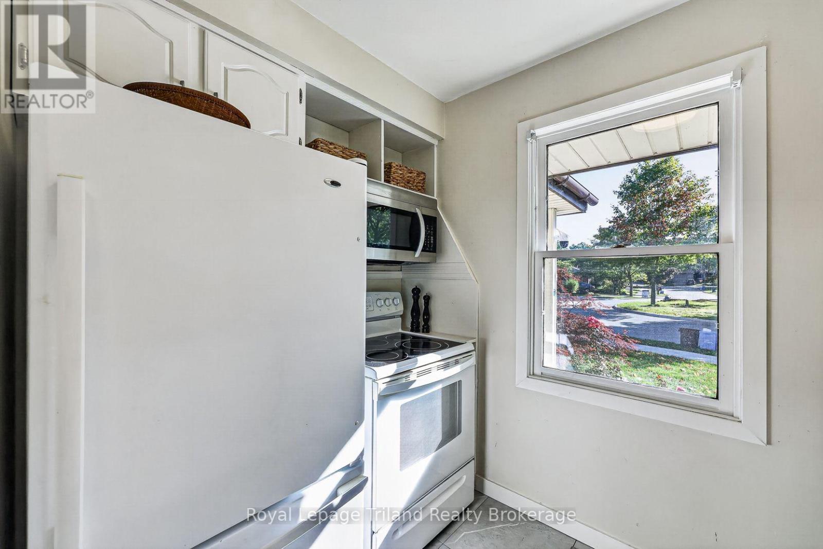 43 Dundee Court, London South, Ontario  N6C 5E4 - Photo 15 - X13831286