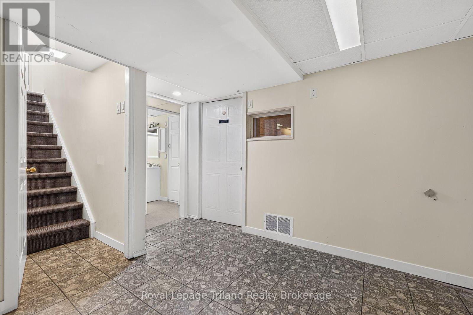 43 Dundee Court, London South, Ontario  N6C 5E4 - Photo 30 - X13831286