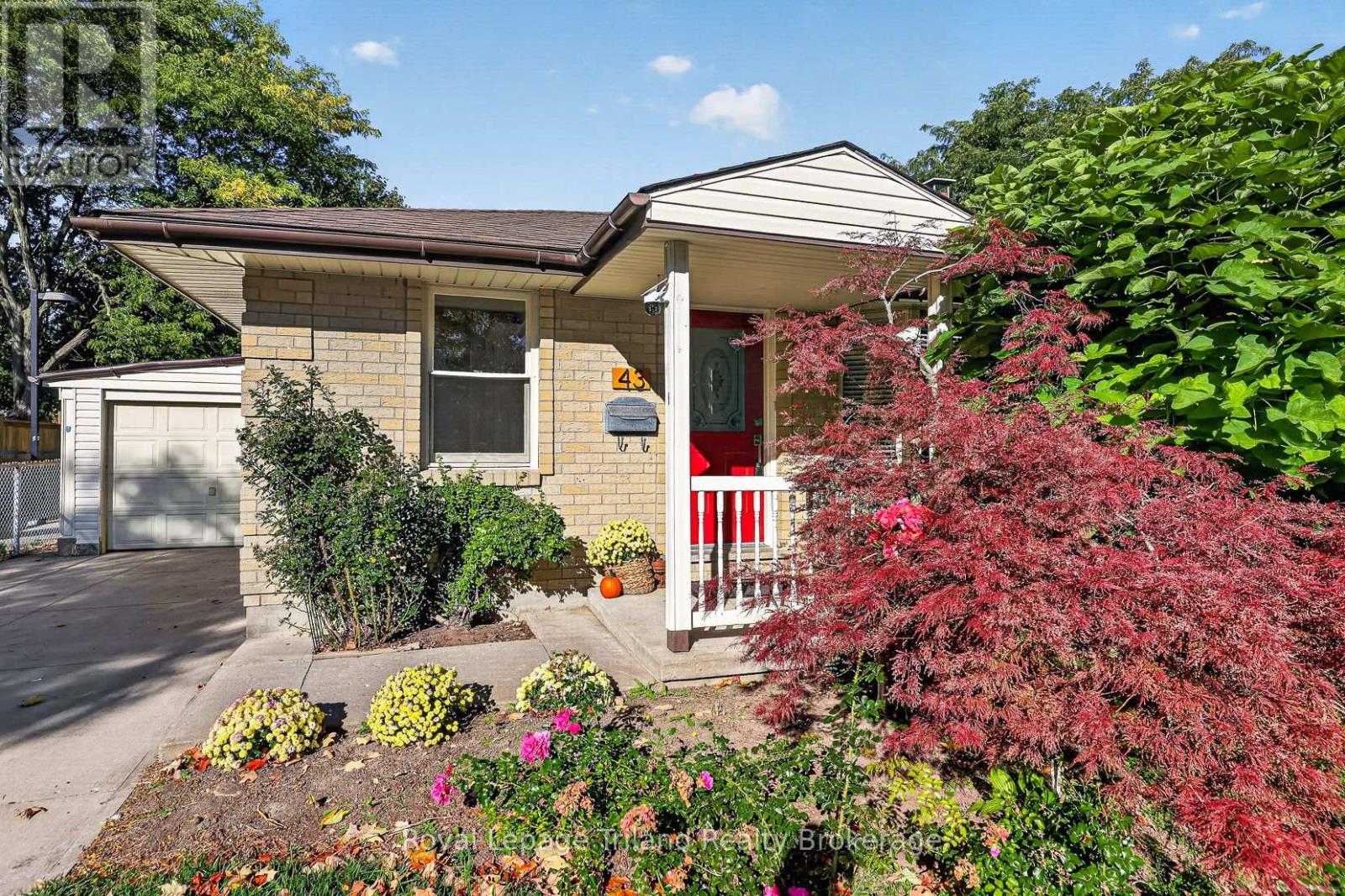 43 Dundee Court, London South, Ontario  N6C 5E4 - Photo 4 - X13831286