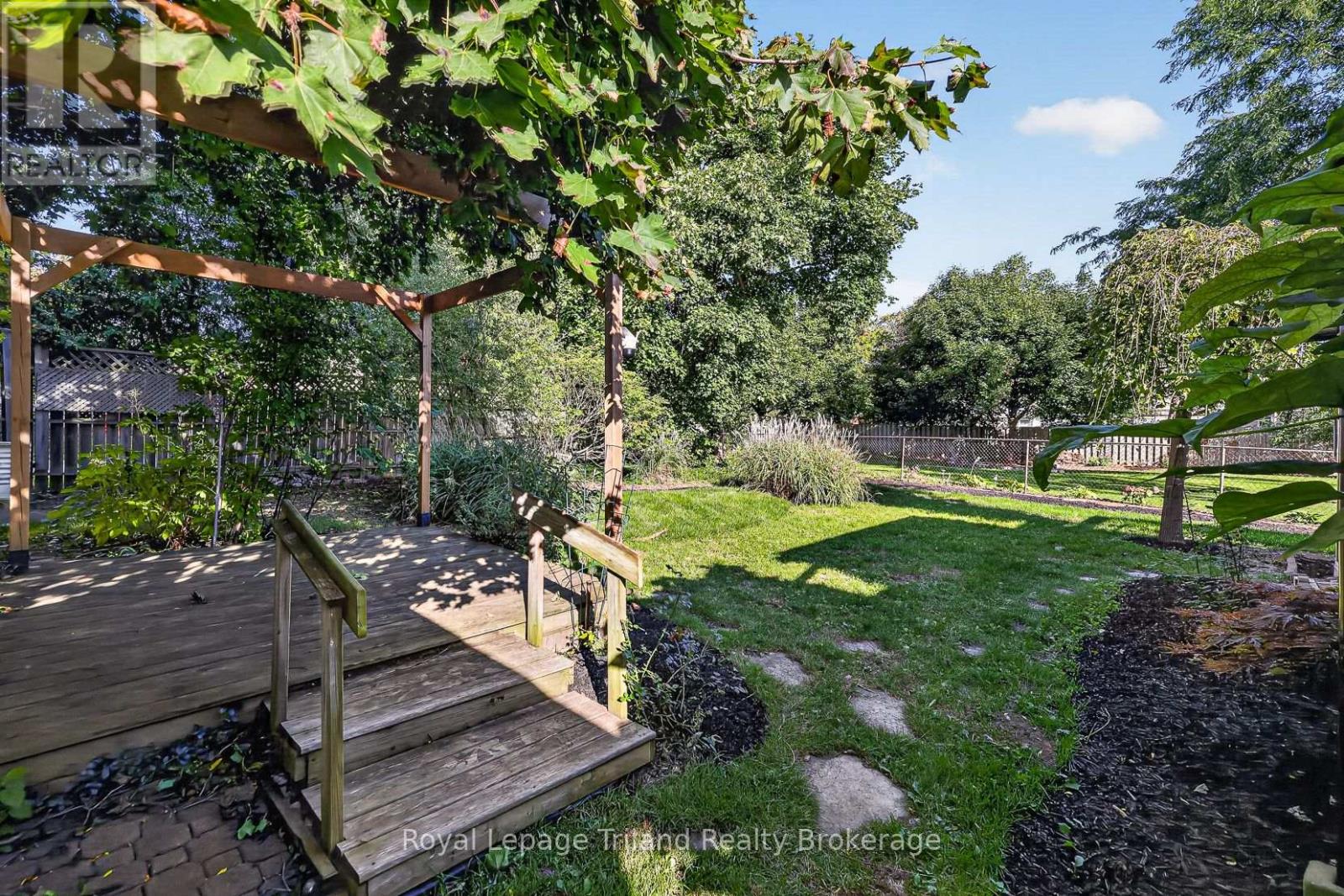 43 Dundee Court, London South, Ontario  N6C 5E4 - Photo 48 - X13831286