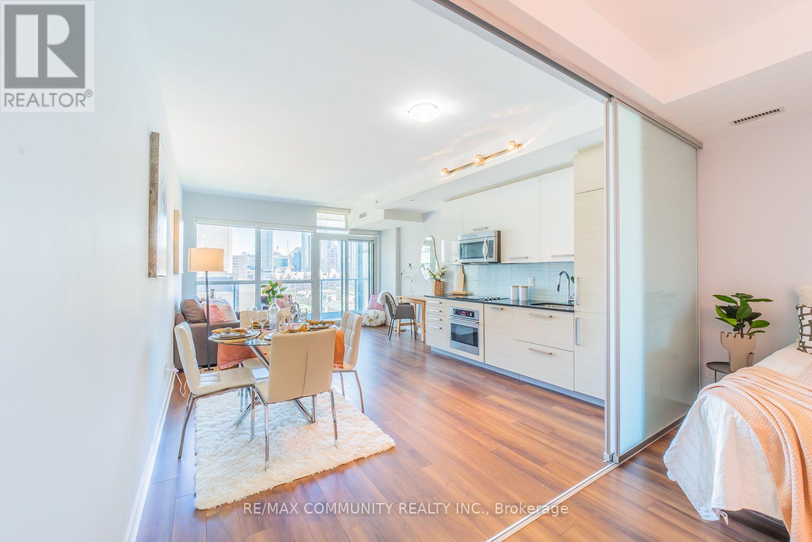 1210 - 210 Simcoe Street, Toronto, Ontario  M5T 2W5 - Photo 10 - C13831272