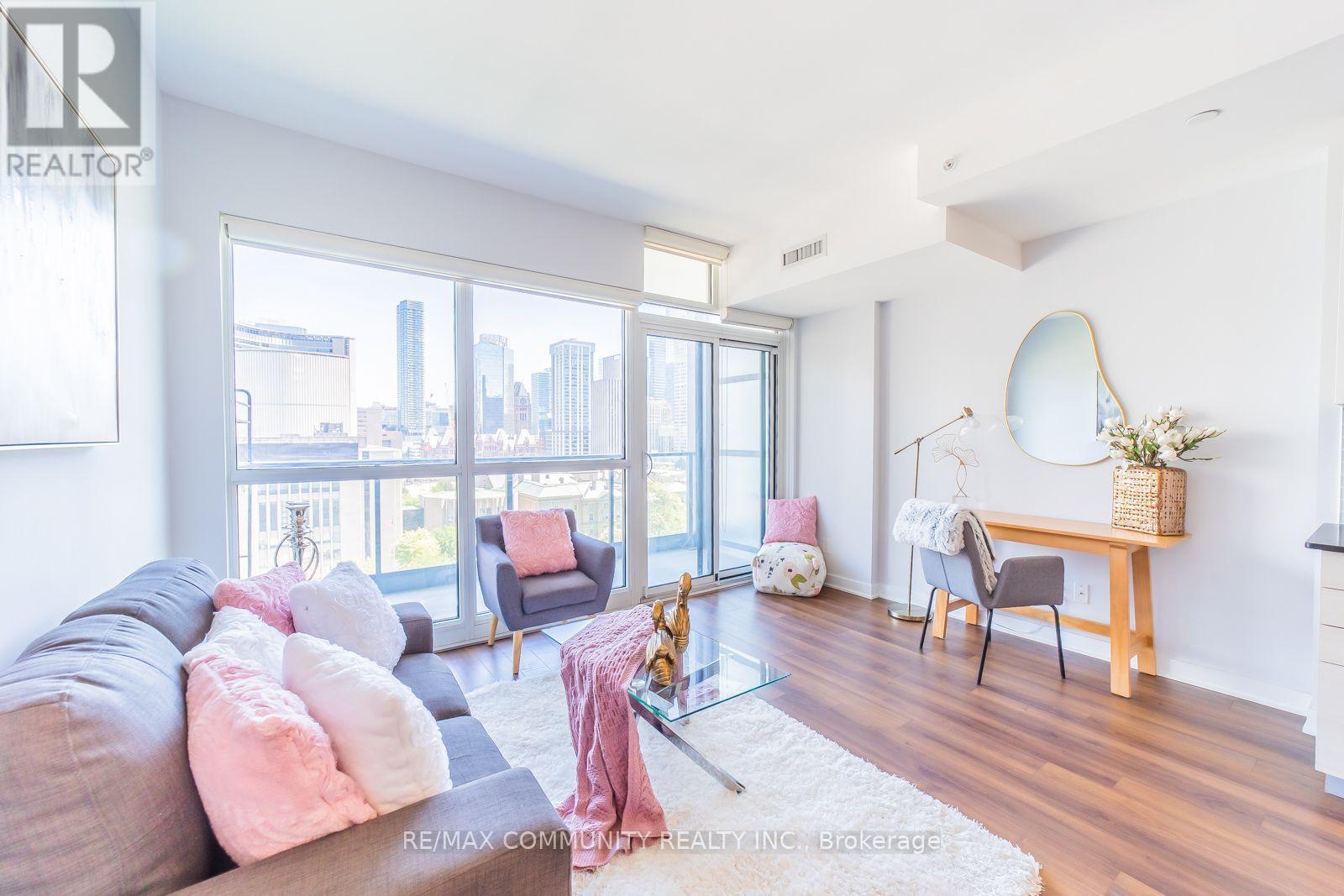 1210 - 210 Simcoe Street, Toronto, Ontario  M5T 2W5 - Photo 17 - C13831272