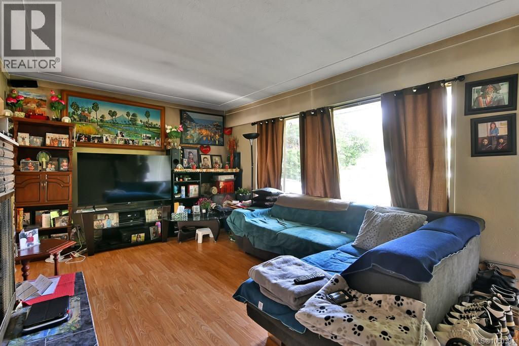 307, 311,315 Holly Ave, Nanaimo, British Columbia  V9S 3M3 - Photo 15 - 1050394