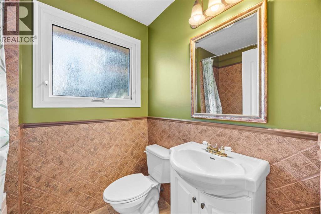 1336 116 Avenue Sw, Calgary, Alberta  T2W 2A5 - Photo 25 - A2347482