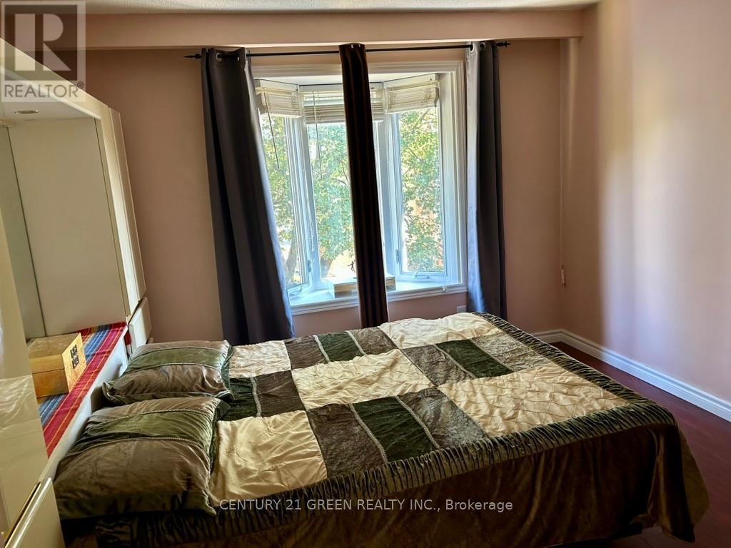 4252 Tea Garden Circle, Mississauga, Ontario  L5B 2W8 - Photo 14 - W13829278