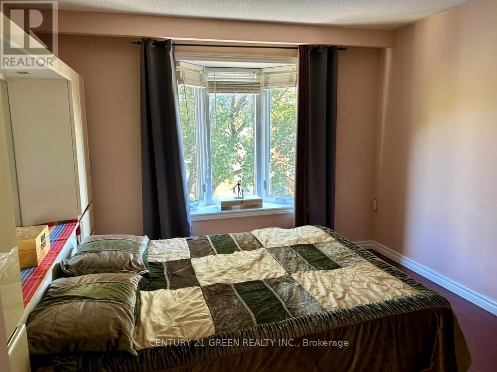4252 Tea Garden Circle, Mississauga, Ontario  L5B 2W8 - Photo 18 - W13829278