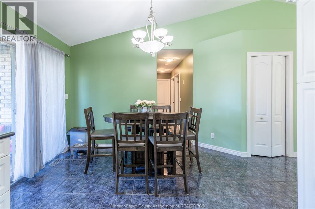 2520 Le Boeuf, Tecumseh, Ontario  N8N 5E3 - Photo 12 - 26023670