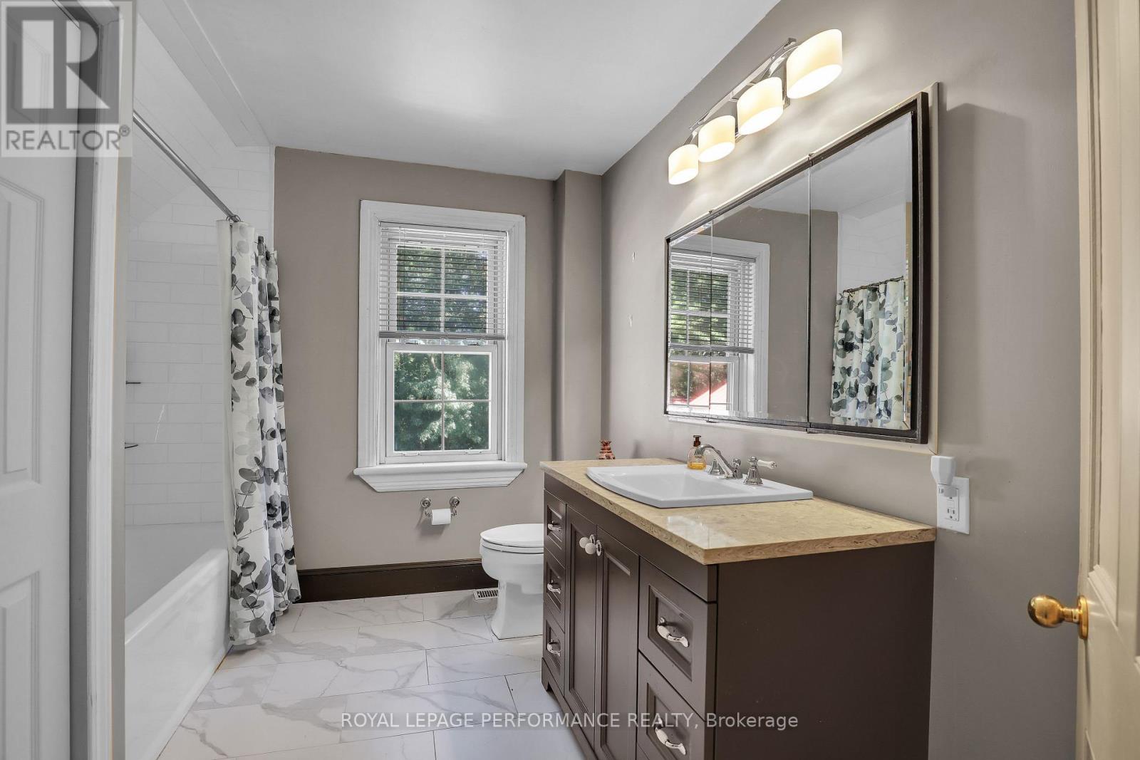 8253 Russell Road, Ottawa, Ontario  K4B 1J1 - Photo 12 - X13831326