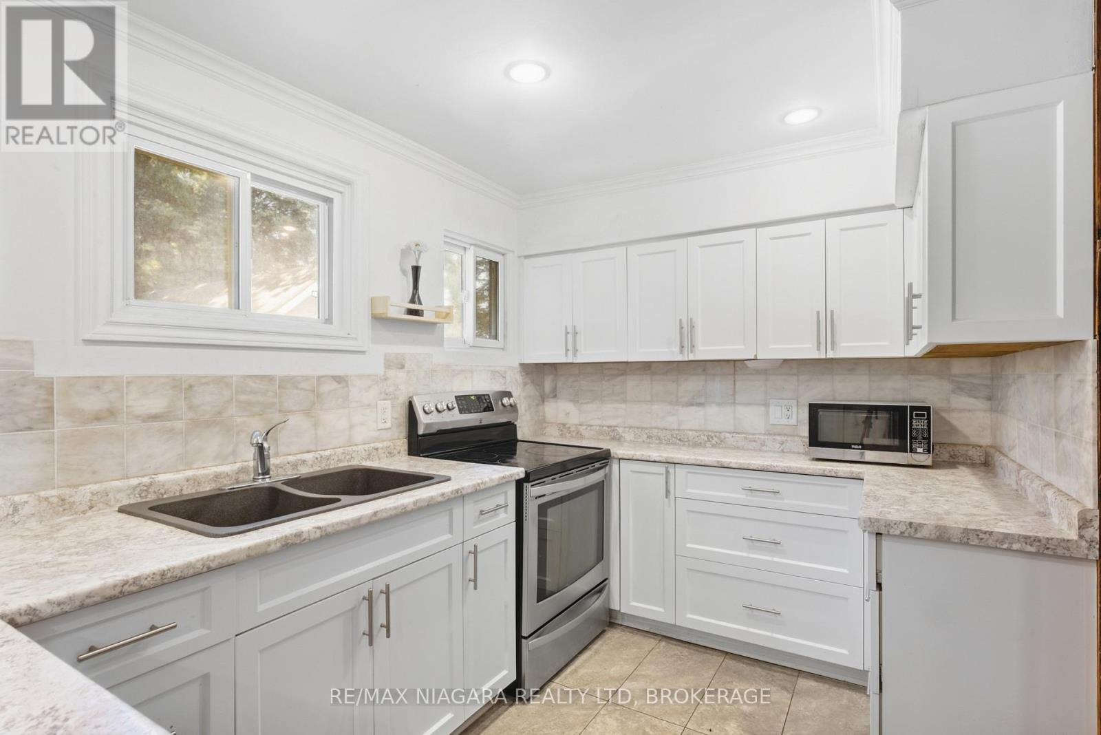 6525 Oneil Street, Niagara Falls (Stamford), Ontario L2J 1M7 - Photo 16 - X13831330