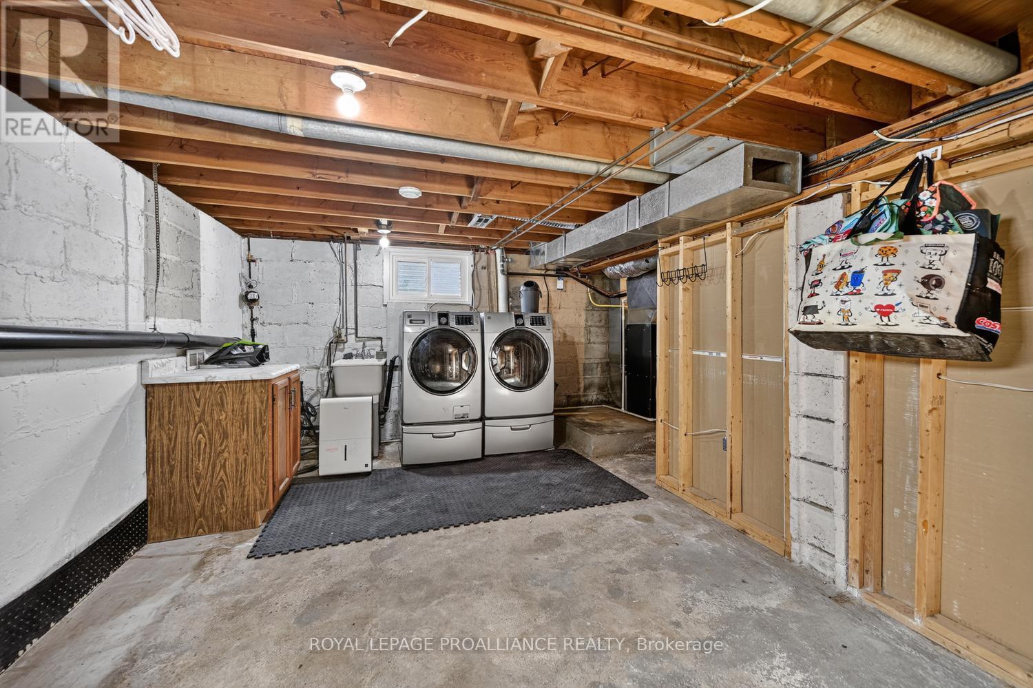304 Oxford Avenue, Brockville, Ontario  K6V 3E2 - Photo 20 - X13831322