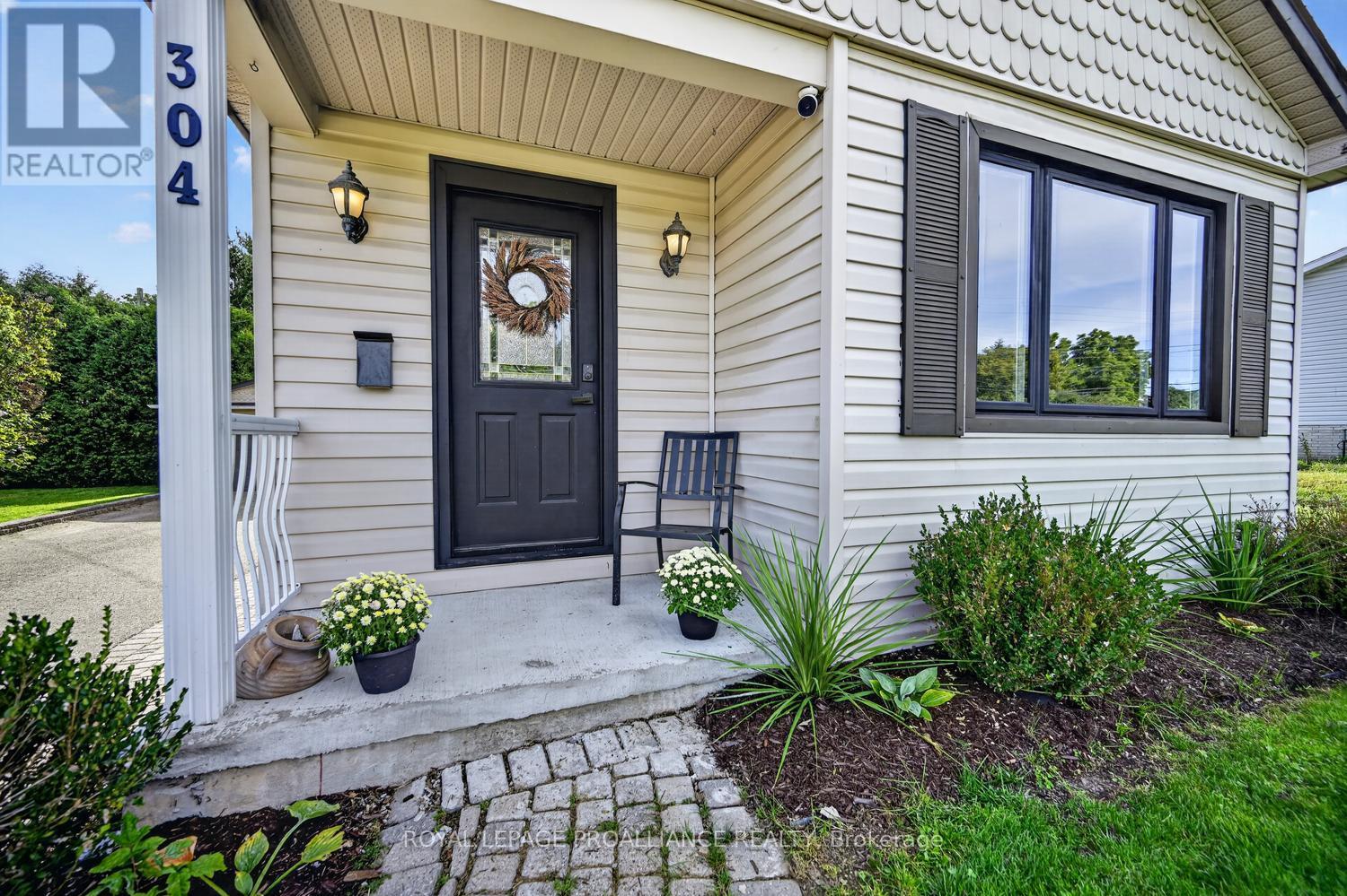 304 Oxford Avenue, Brockville, Ontario  K6V 3E2 - Photo 4 - X13831322