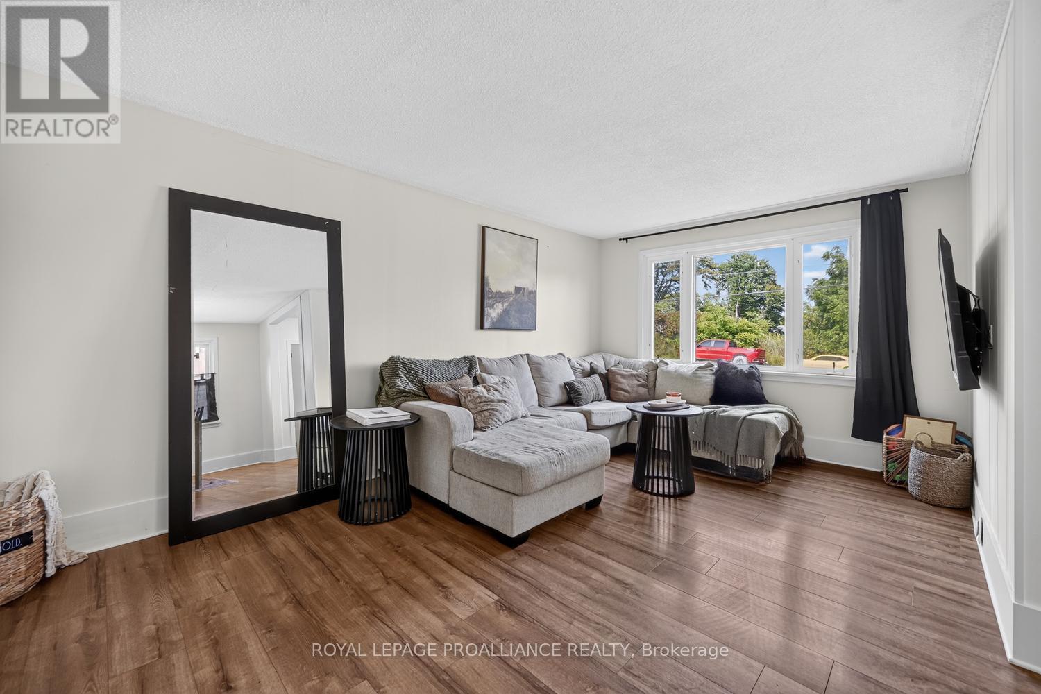 304 Oxford Avenue, Brockville, Ontario  K6V 3E2 - Photo 7 - X13831322