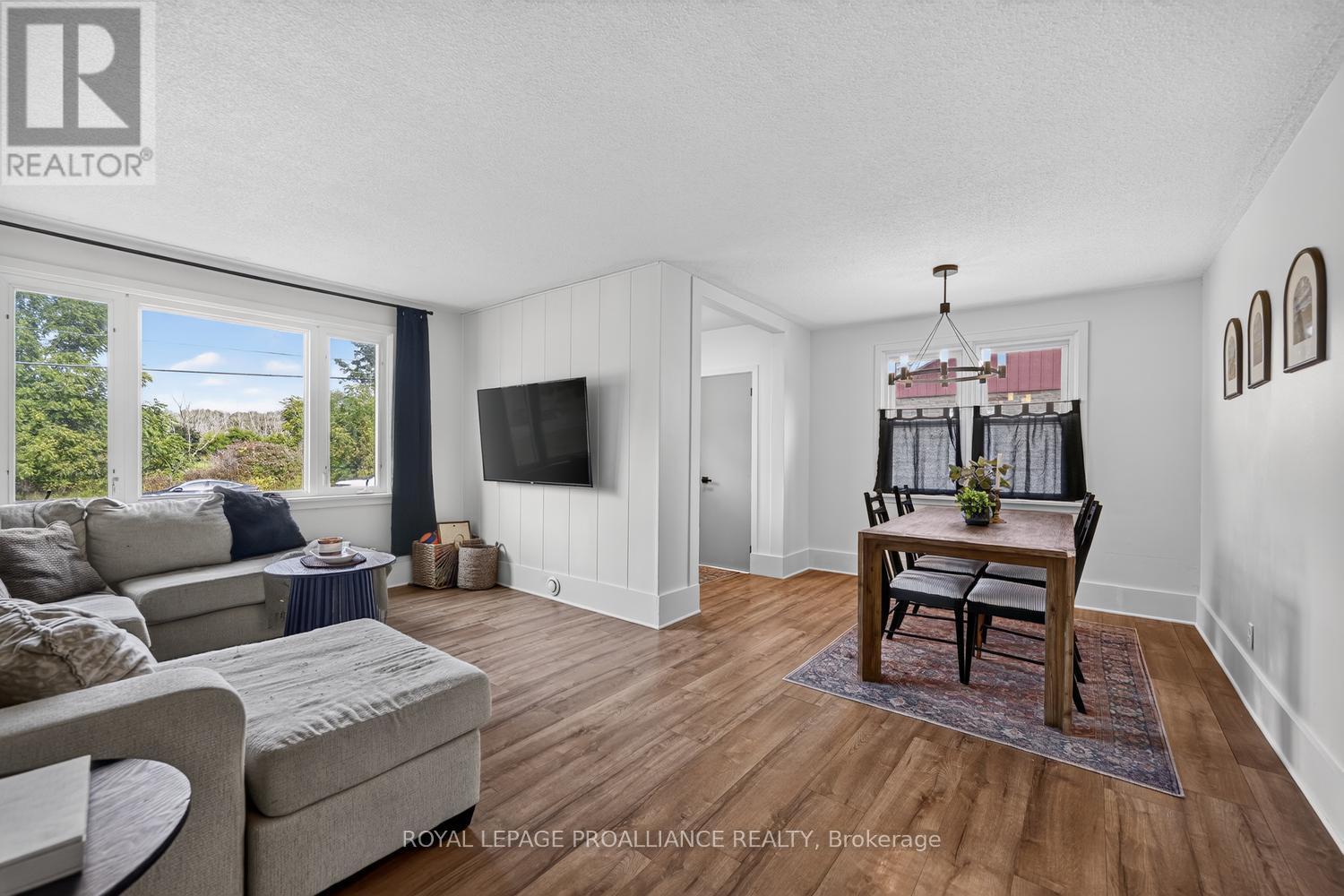 304 Oxford Avenue, Brockville, Ontario  K6V 3E2 - Photo 8 - X13831322