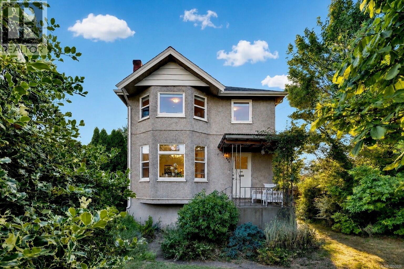 2726 Prior St, Victoria, British Columbia