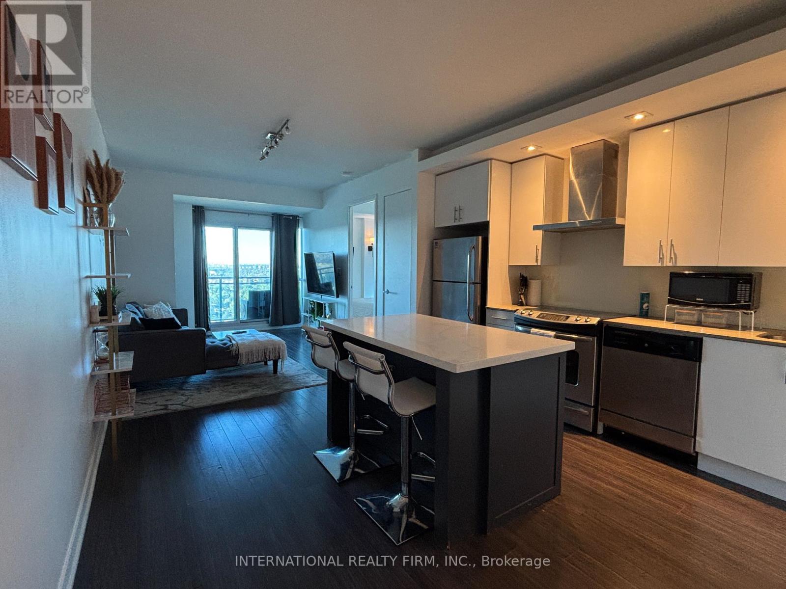 2923 - 165 LEGION ROAD N, Toronto, Ontario