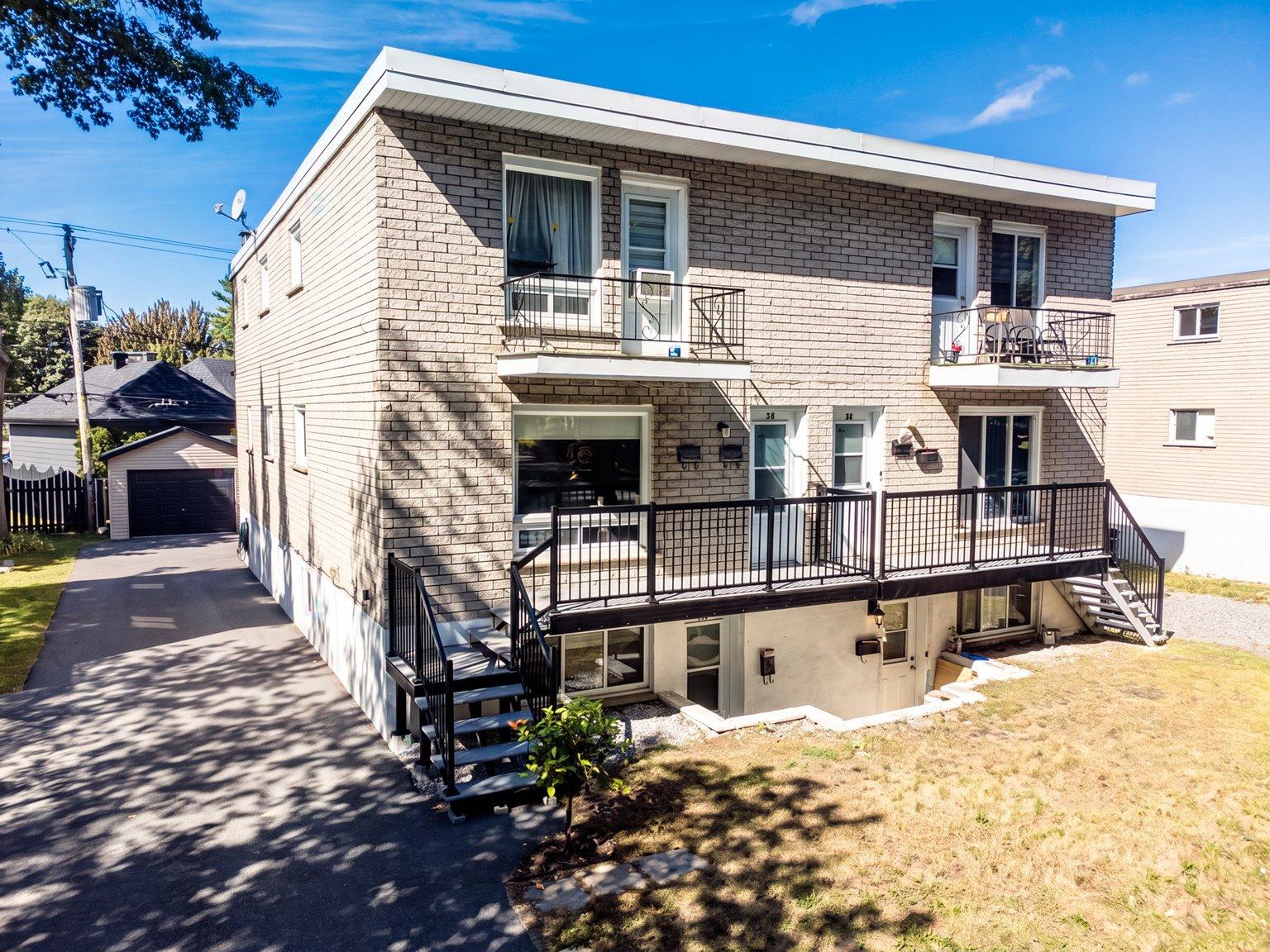 26-28 Rue des Trembles Sorel-Tracy Quebec Canada J3P2W1 4